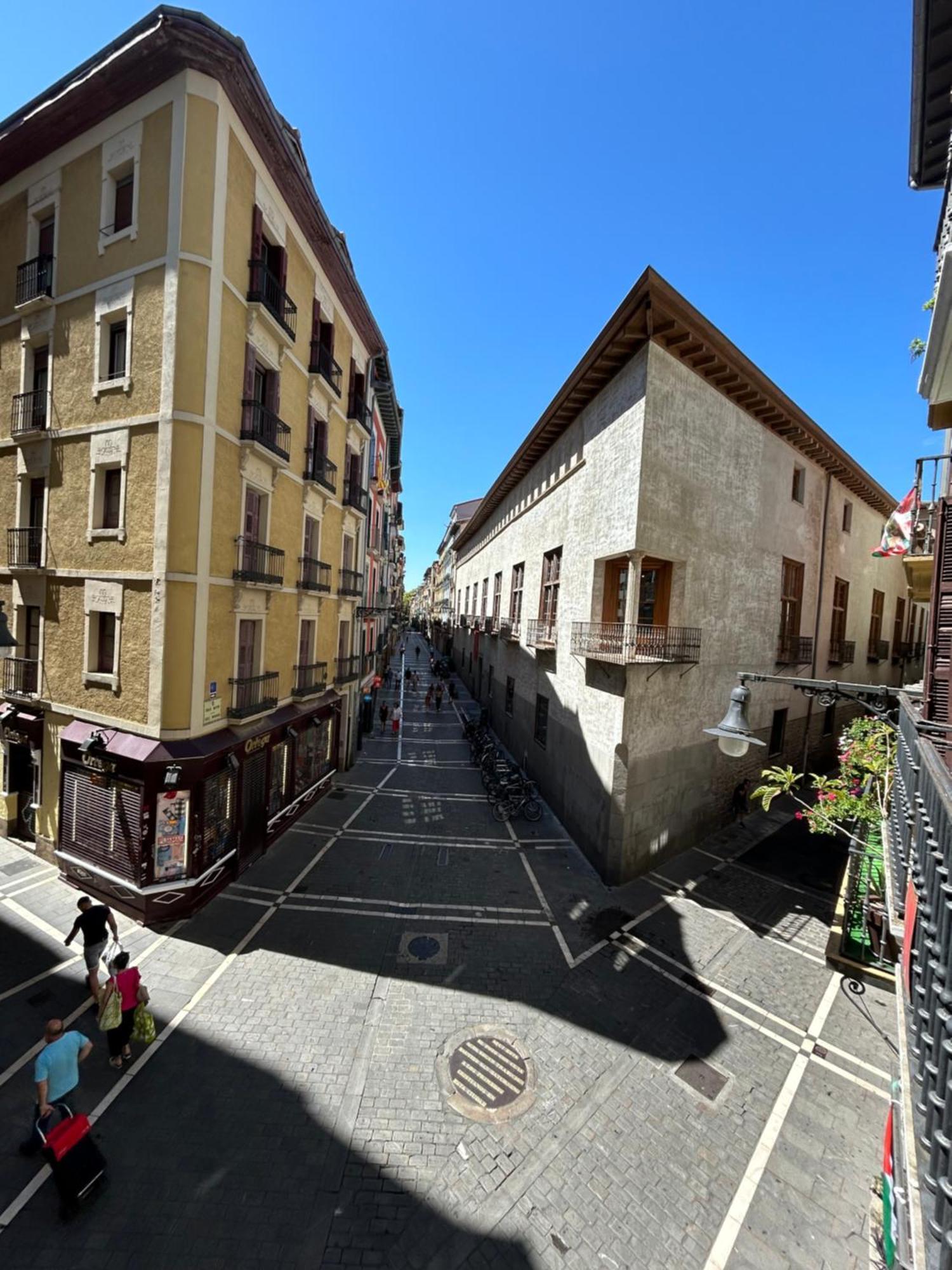 Travelers Rest Pamplona Exterior foto